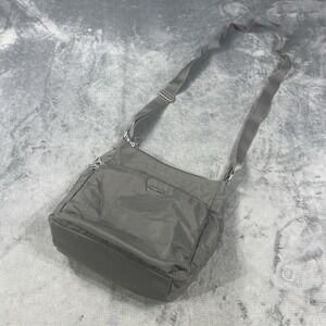 Baggallini Bag Gray Nylon Clean Girl Chic Crossbody Messenger Quiet Luxury City